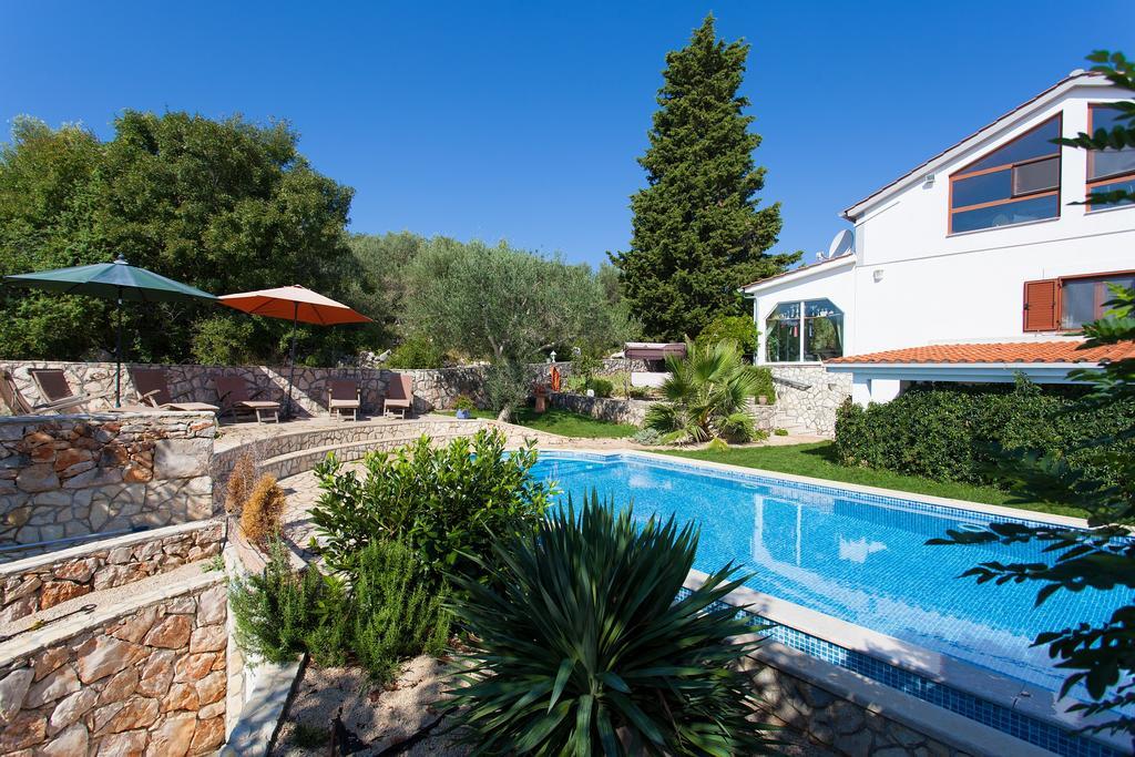 Villa Mir Polje  Екстер'єр фото