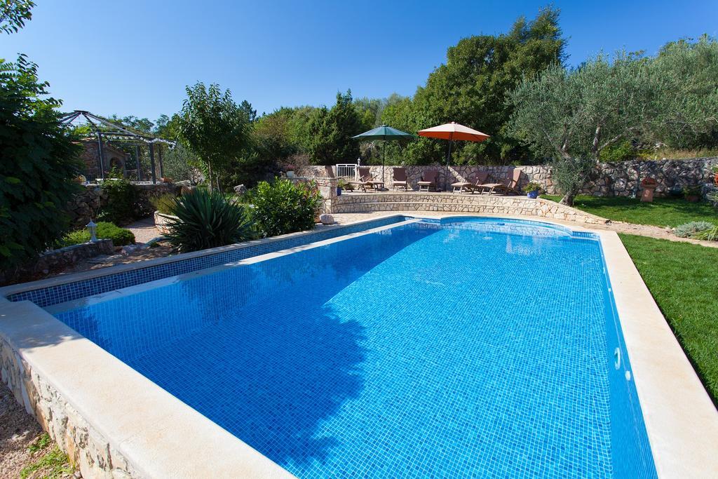 Villa Mir Polje  Екстер'єр фото